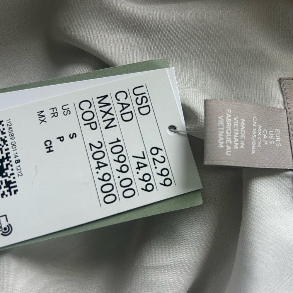 Light Beige  Blazer with Notched Lapels - Picture 5 of 6